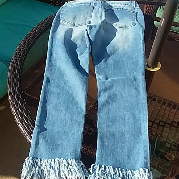 Zelle Belle fringed designer Jean's - Picture 5 of 7